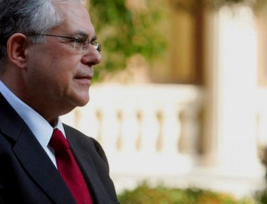 EKTAKTO: Σοβαρά τραυματισμένος από βομβιστική επίθεση ο Λουκάς Παπαδήμος (upd) (φωτό & βίντεο)